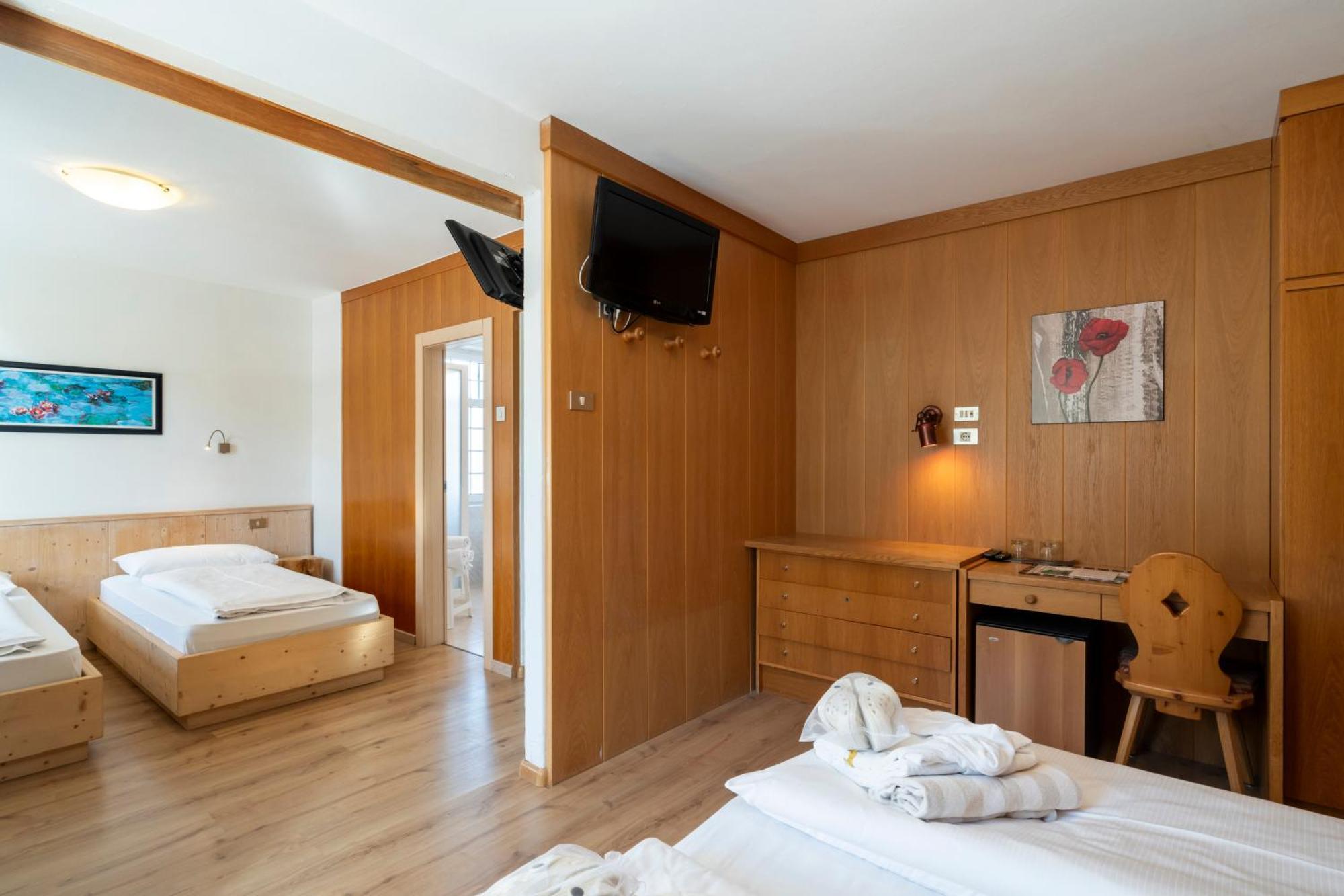 Mytime Hotels Savoy Vigo di Fassa Exteriér fotografie