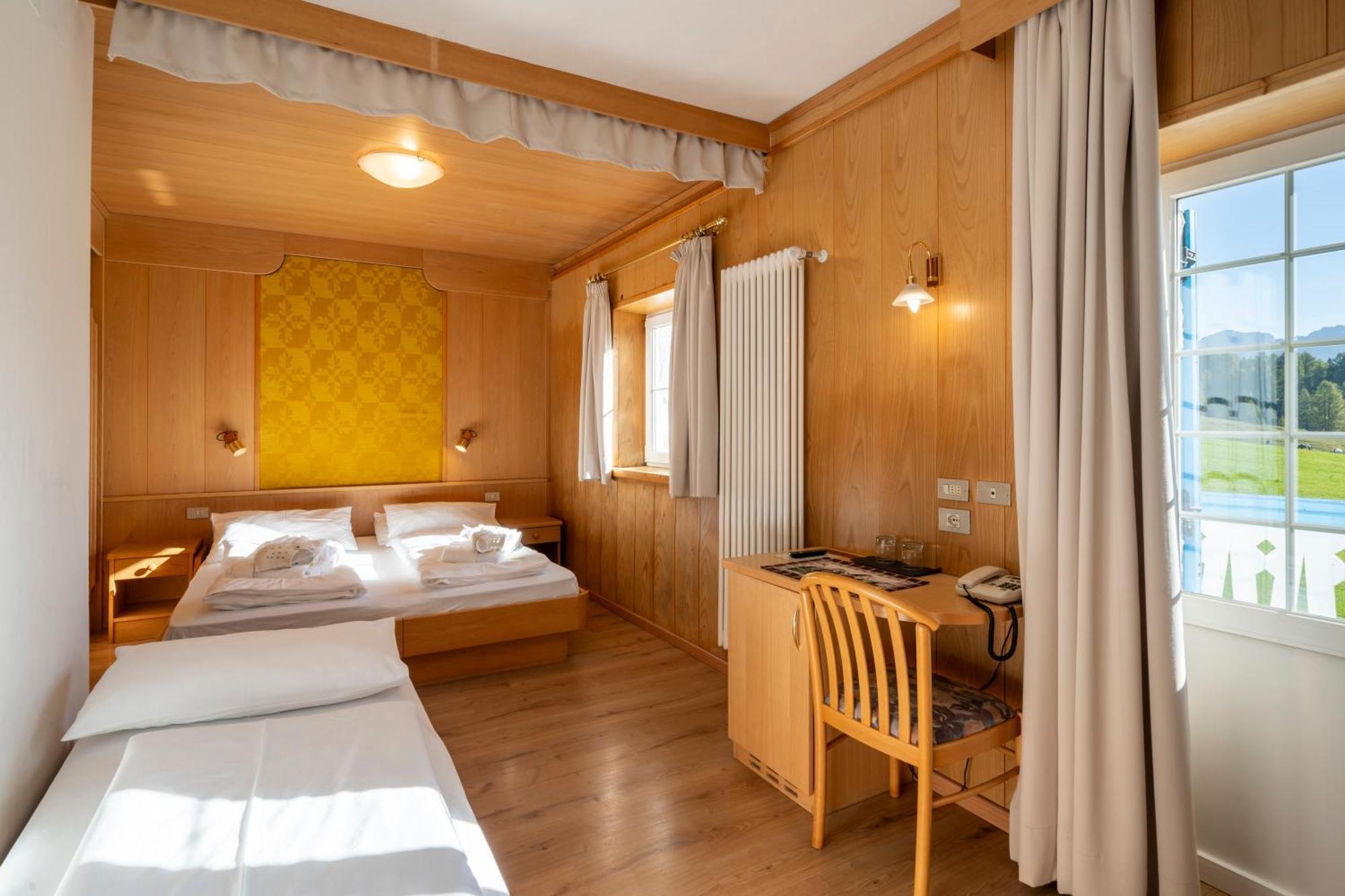 Mytime Hotels Savoy Vigo di Fassa Exteriér fotografie